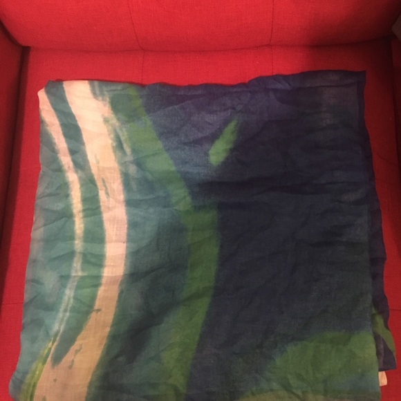 Fabletics Infinity Scarf, One Size - Picture 3 of 4